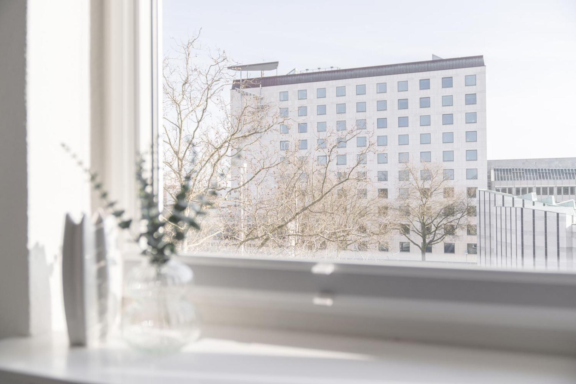 Wolfsburg Innenstadt - Happyhome - Direkt In Der Porschestrasse, 5 Personen & Kind, 3 Zimmer Buitenkant foto