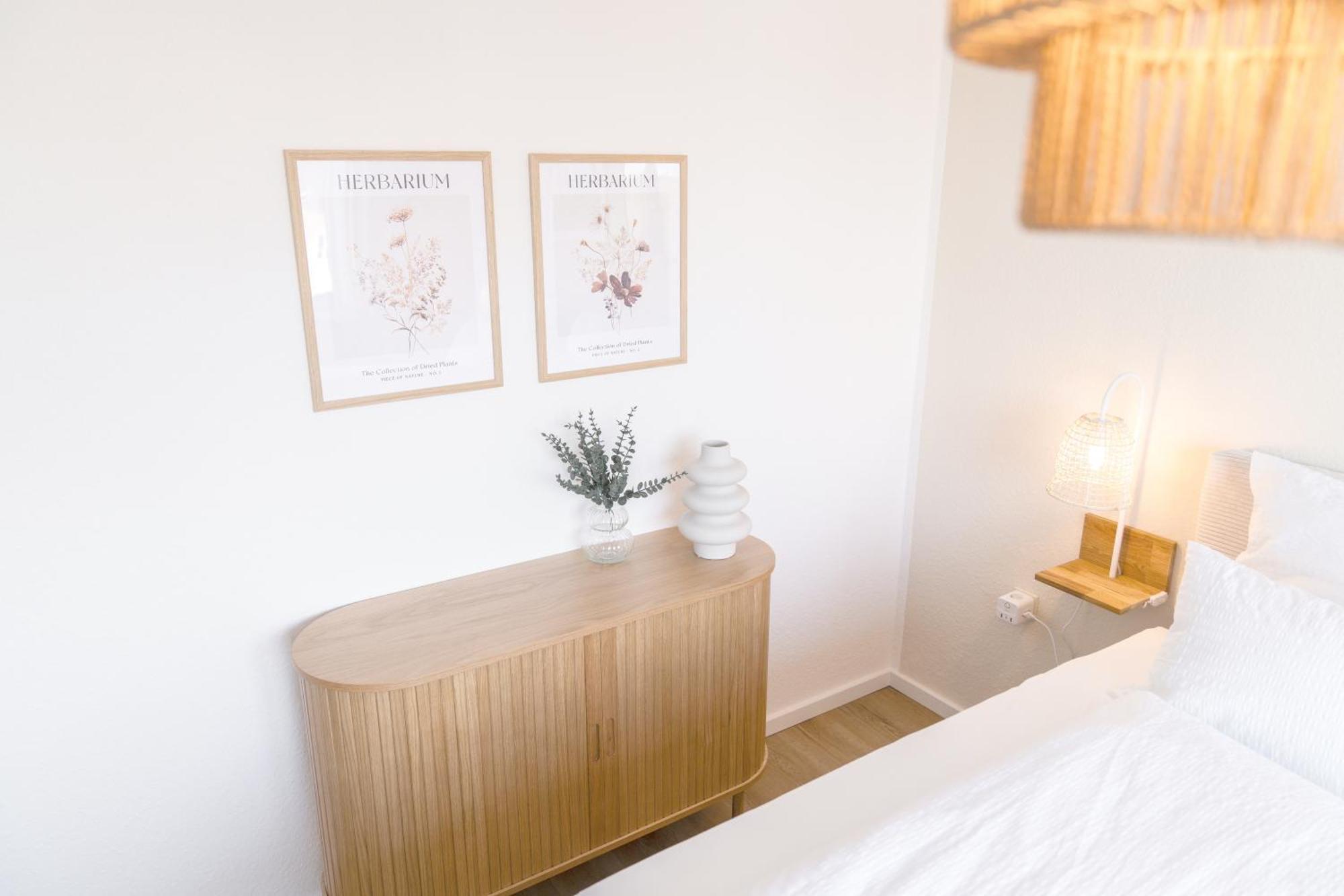 Wolfsburg Innenstadt - Happyhome - Direkt In Der Porschestrasse, 5 Personen & Kind, 3 Zimmer Buitenkant foto